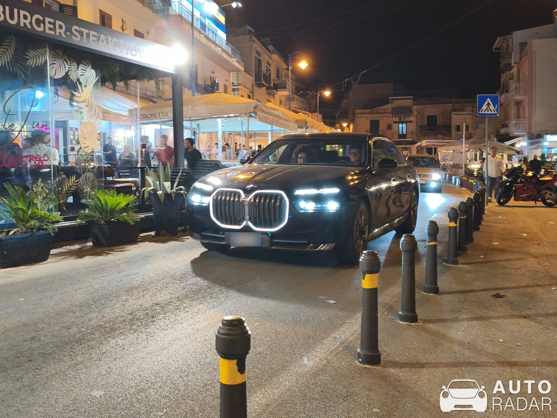 BMW 7 Series G70 Active Hybrid spotted in Palermo