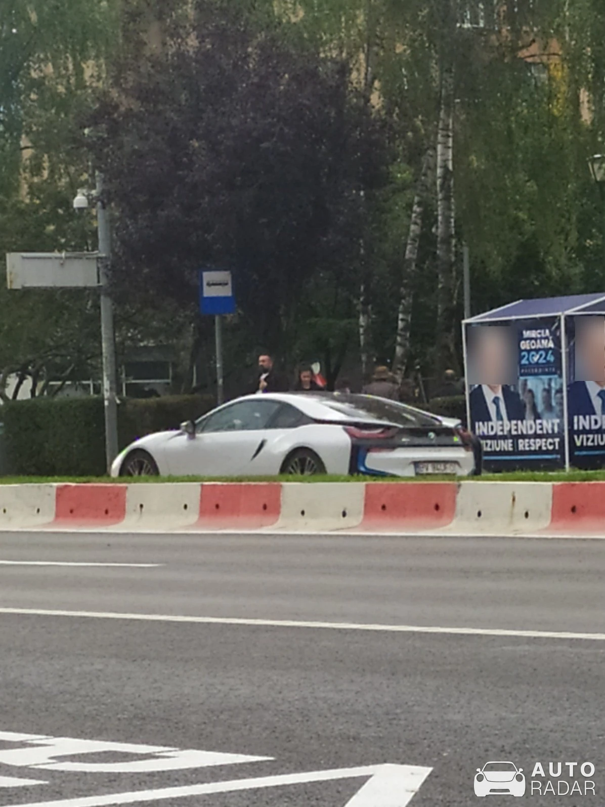 BMW i8 spotted in Brașov, Romania