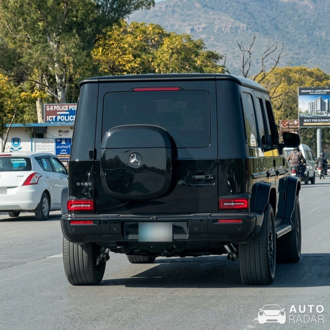 Mercedes-Benz G 580 EQ spotted in Islamabad