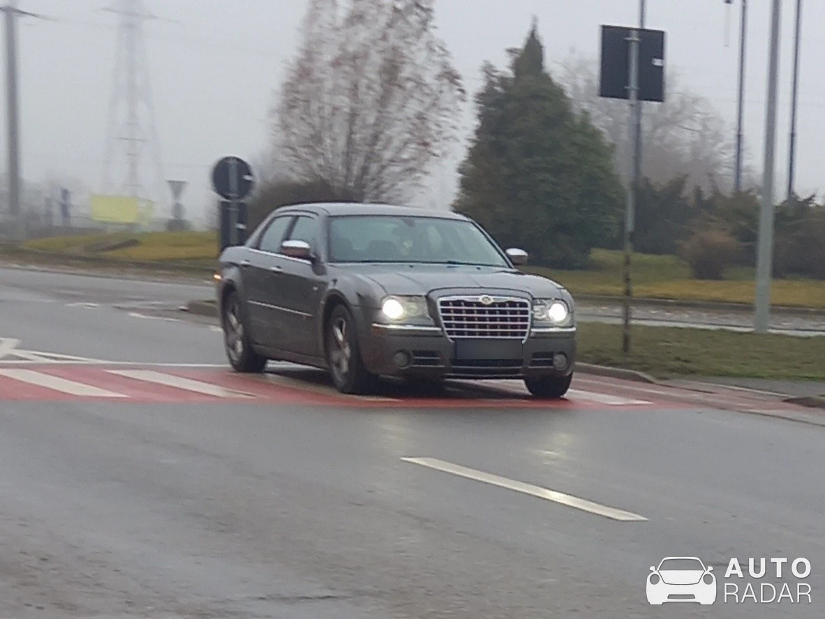 Chrysler 300C spotted in Oradea, Romania