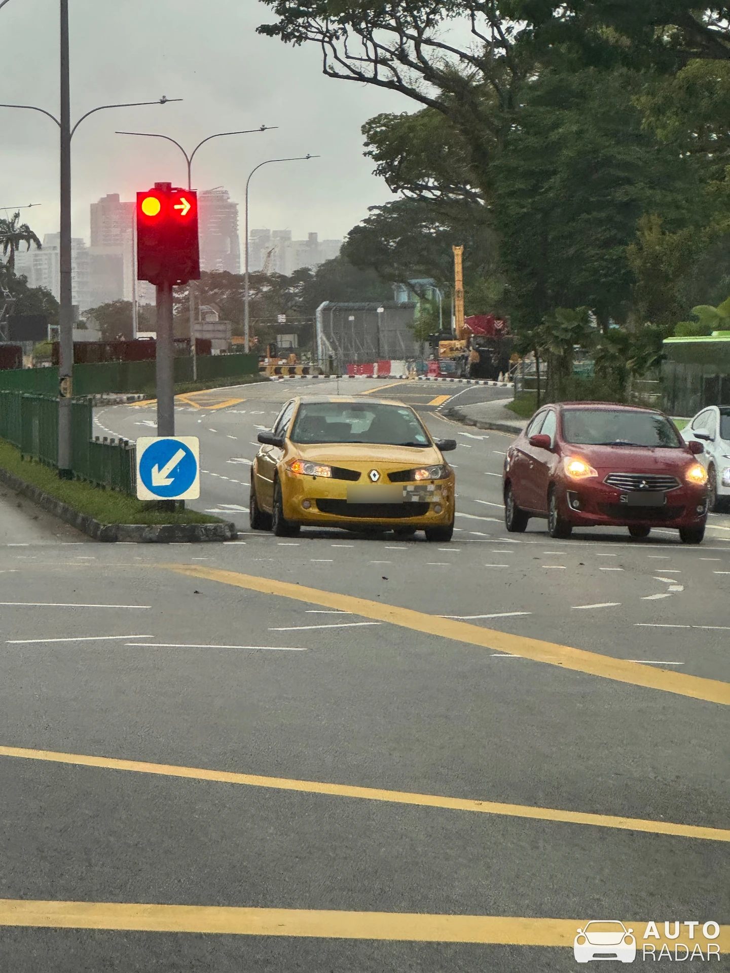 Renault Megane RS F1 Team R26 spotted in Singapore