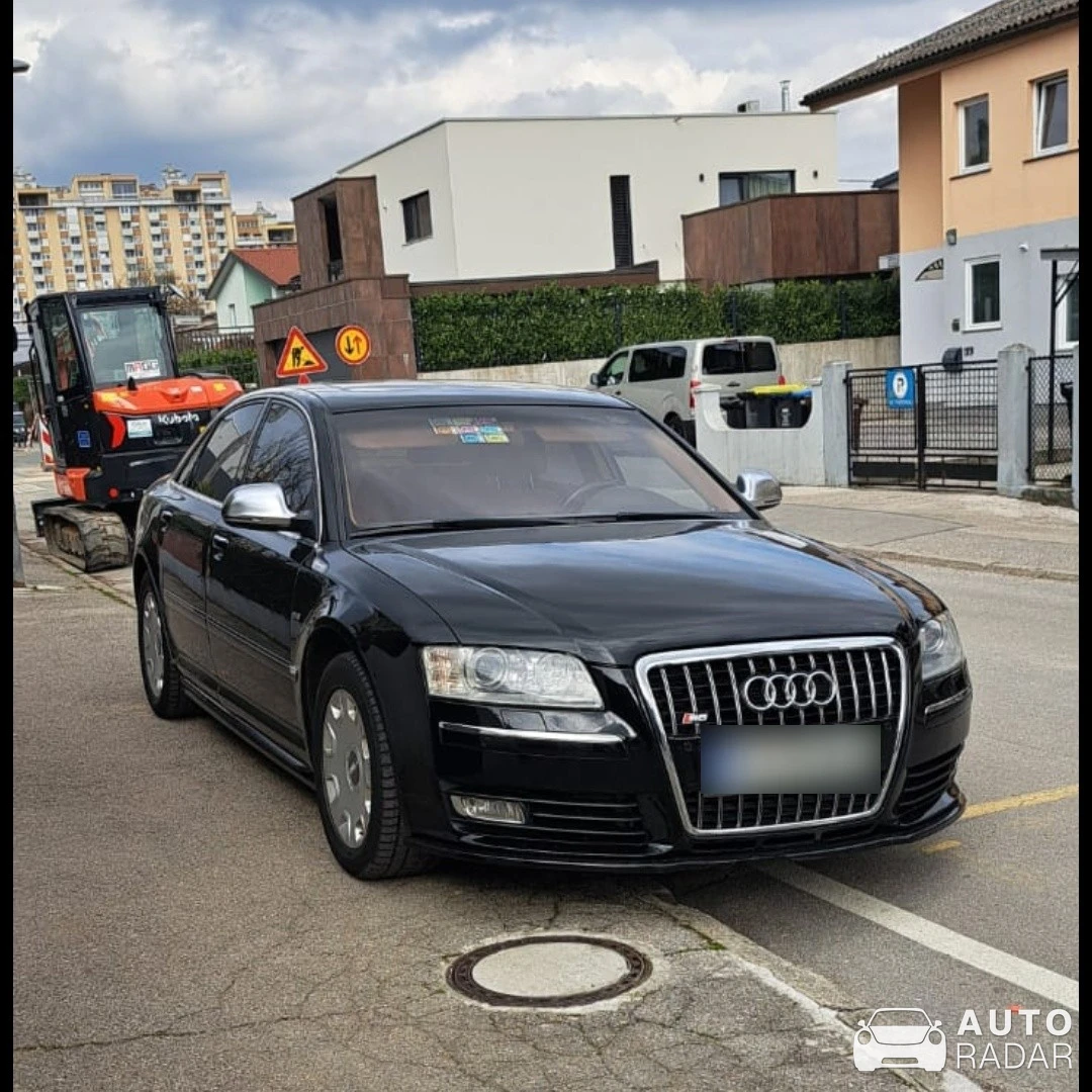 Audi S8 D3 V10 spotted in Ljubljana