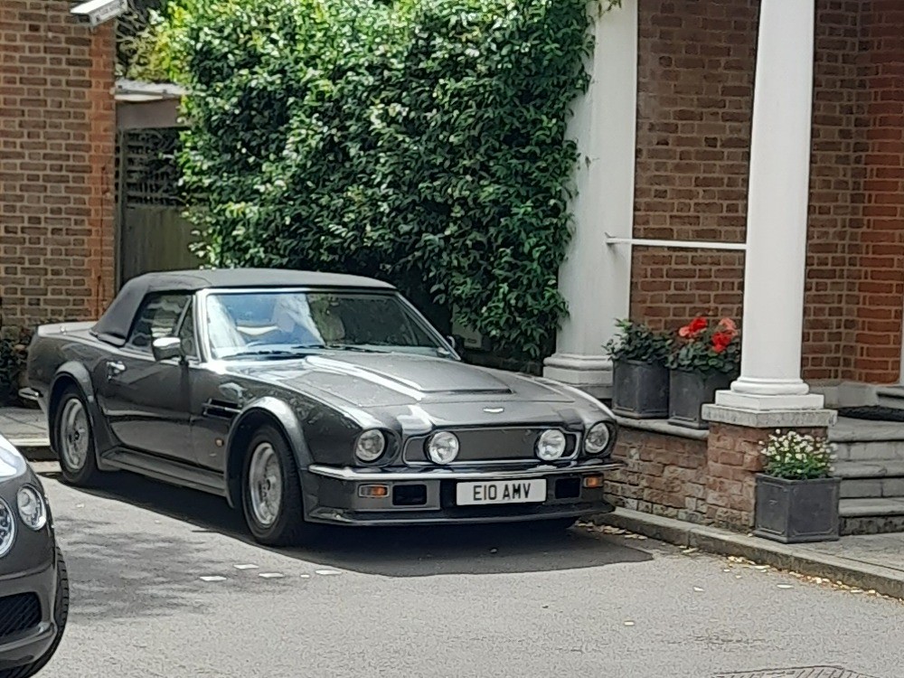 Aston Martin V8 Vantage Volante 1986-1989