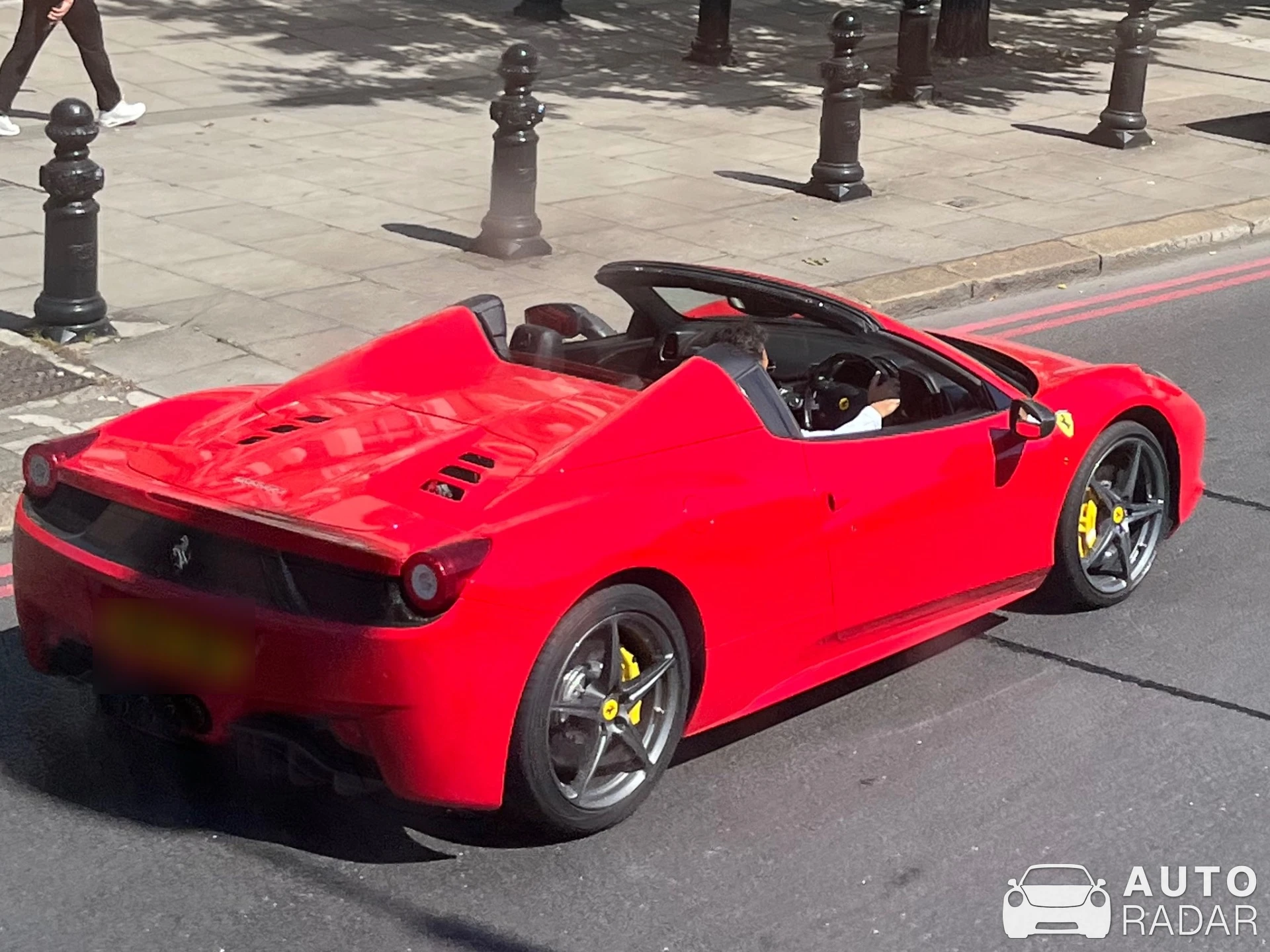 Ferrari 458 Spider spotted in Bastelica, Francia