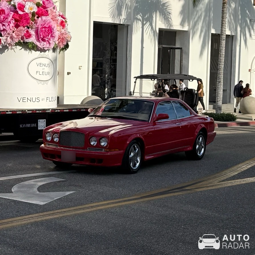 Bentley Continental R Mulliner spotted in Beverly Hills