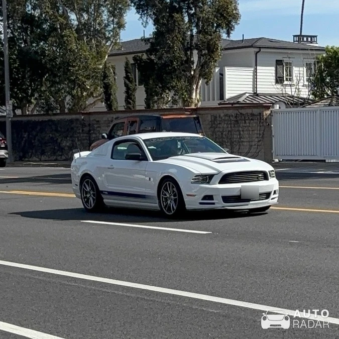 Ford Mustang GT 2011 spotted in Newport Beach