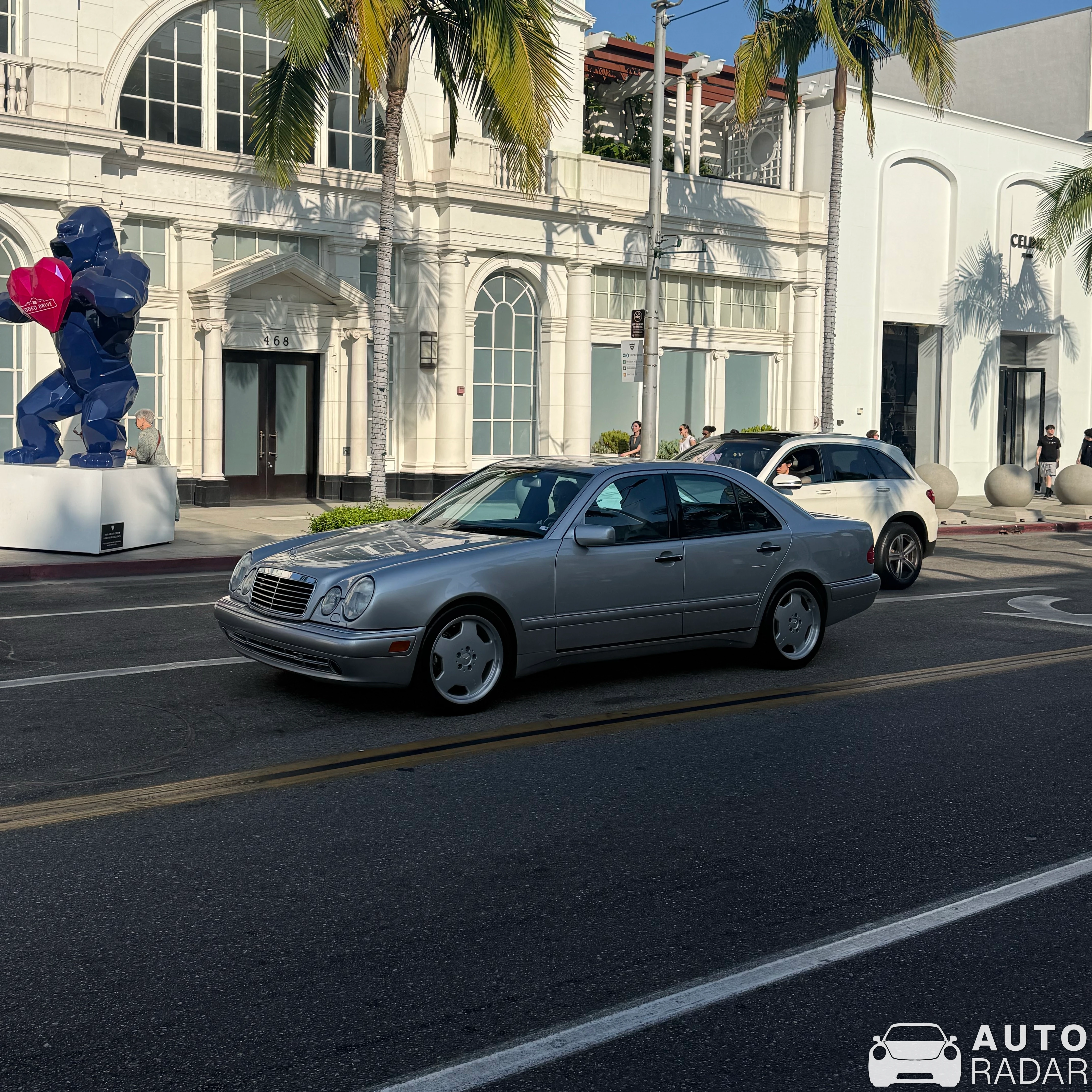 Mercedes-AMG E55 W210 spotted in Beverly Hills
