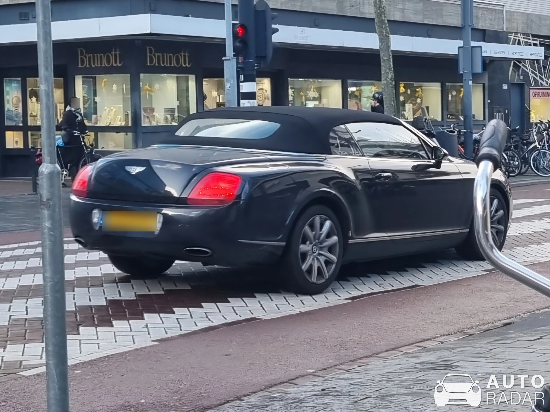 Bentley Continental Convertible spotted in Rotterdam, Netherlands