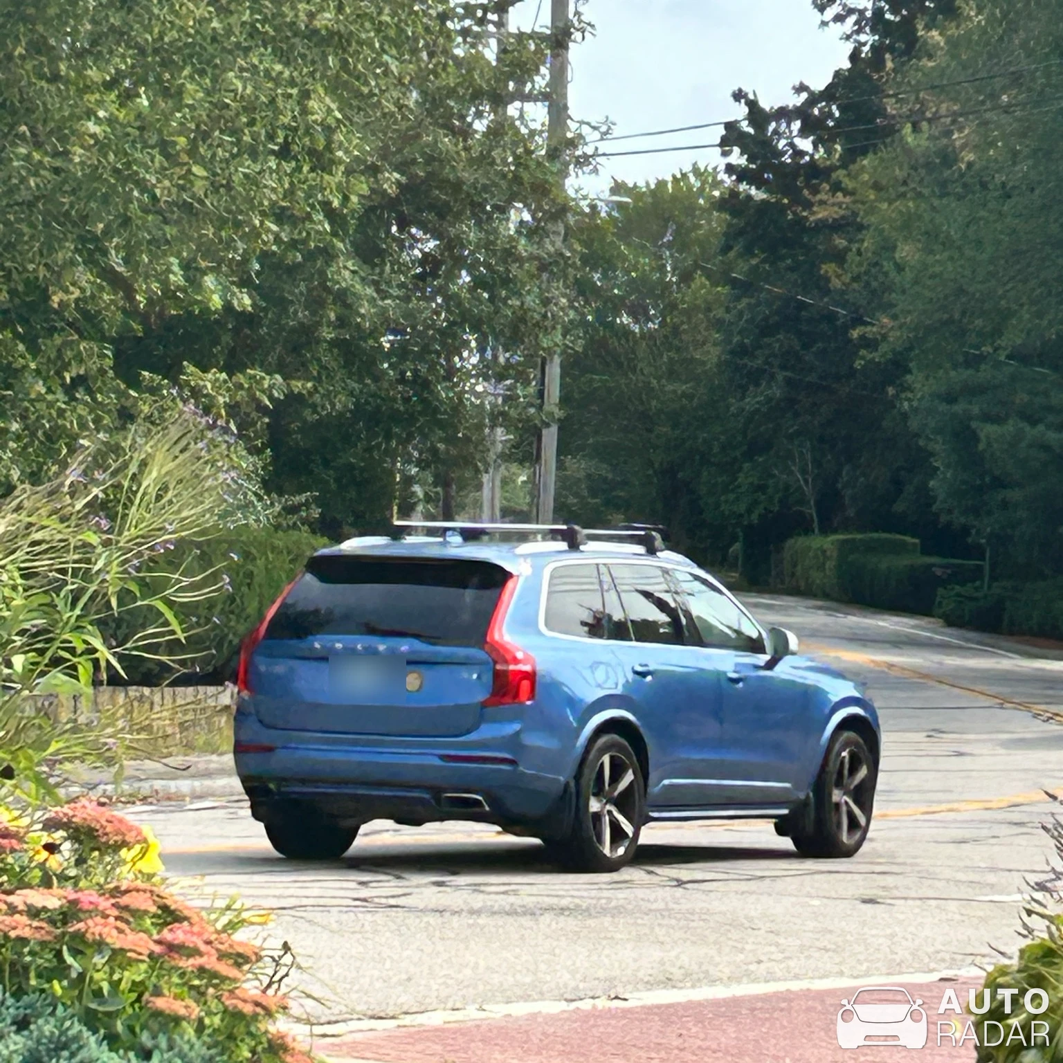 Volvo XC90 R-Design spotted in Barrington
