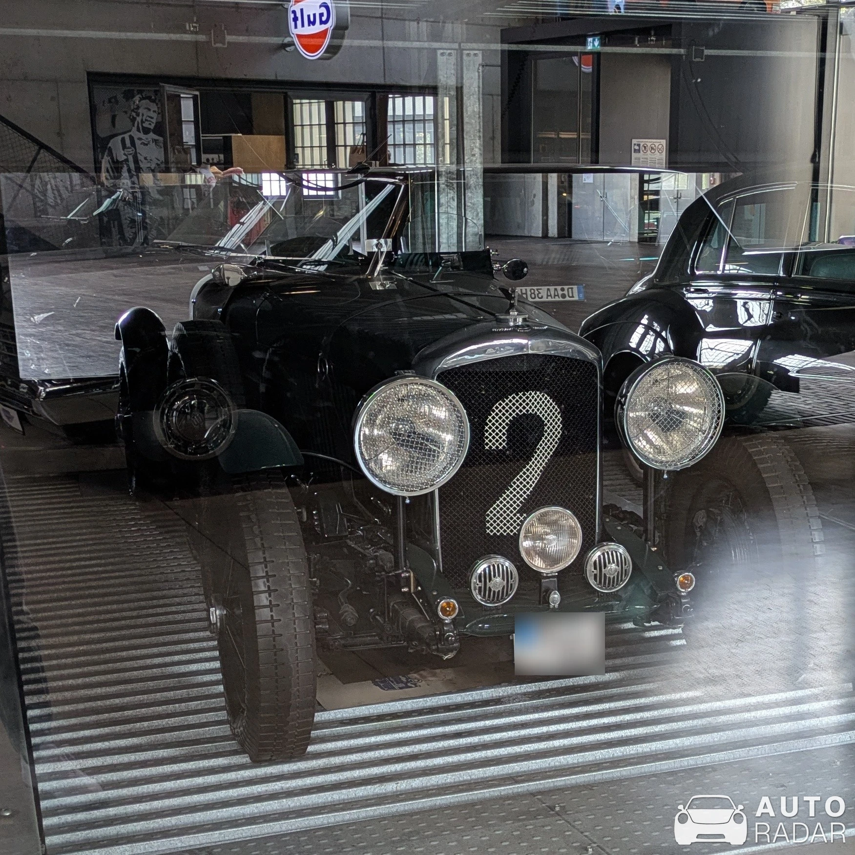 Bentley 4 1/2 Litre spotted in Düsseldorf