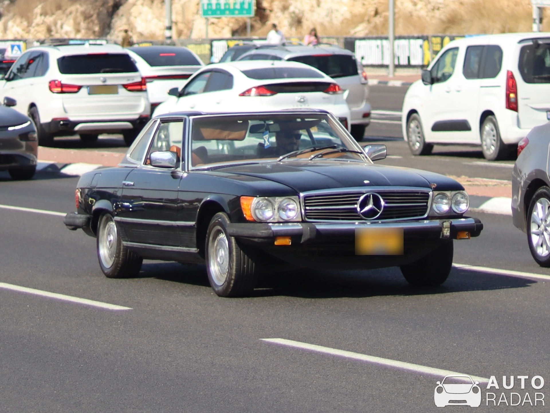 Mercedes-Benz 450 SL spotted