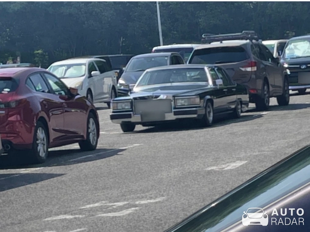 Cadillac Brougham spotted in Chiba