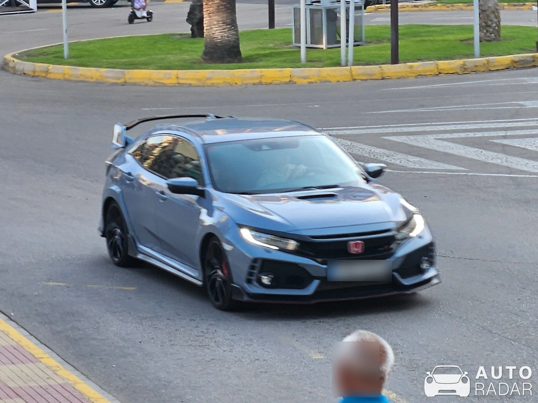 Honda Civic Type-R 2020 spotted in Cullera