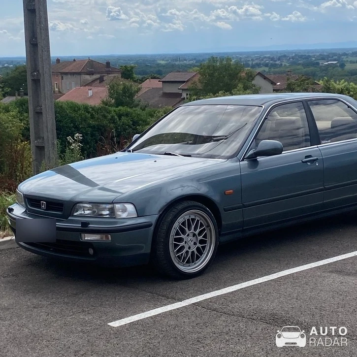 Honda Legend Mk2 spotted in Coligny