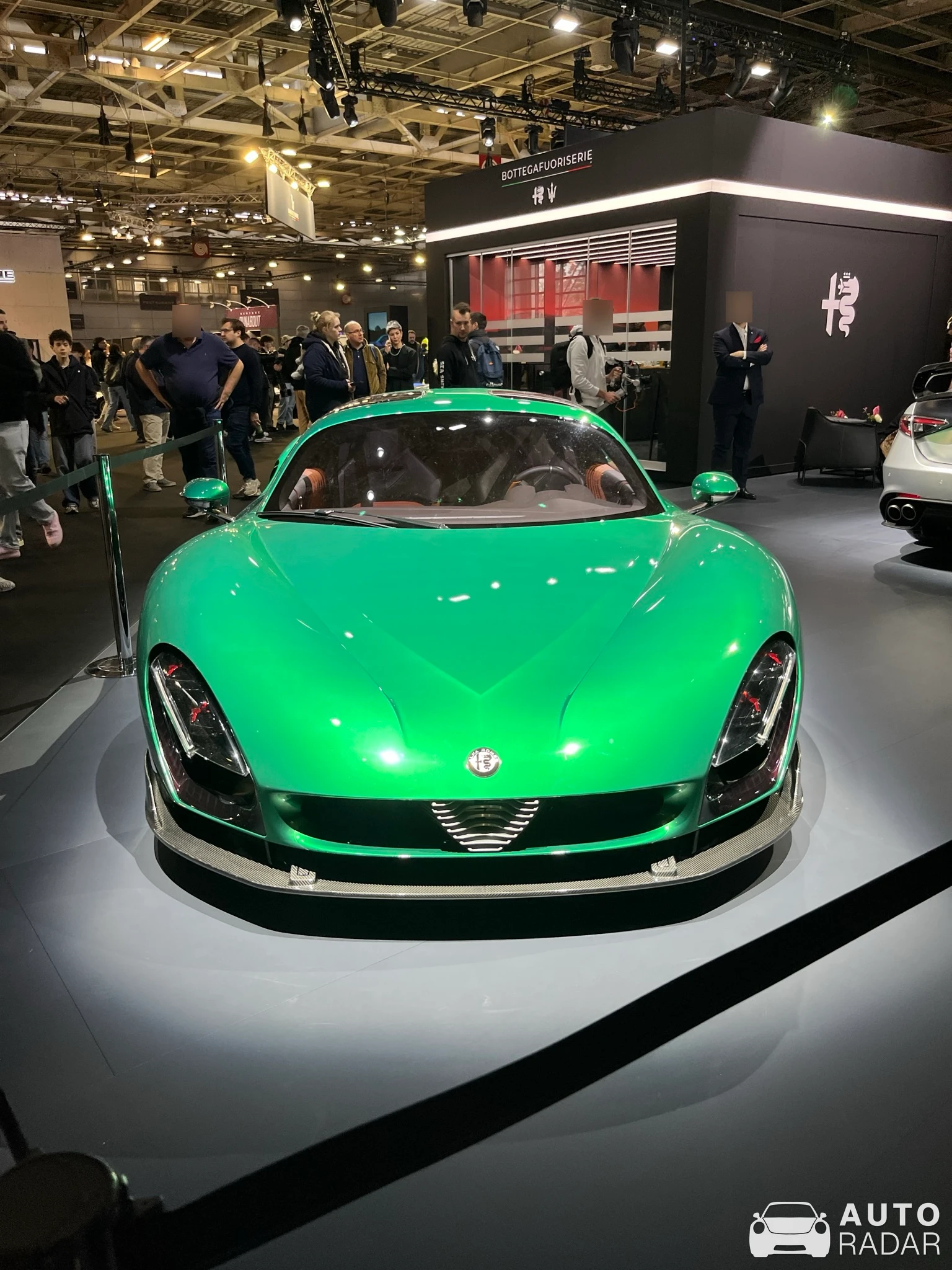 Alfa Romeo 33 Stradale spotted in Paris