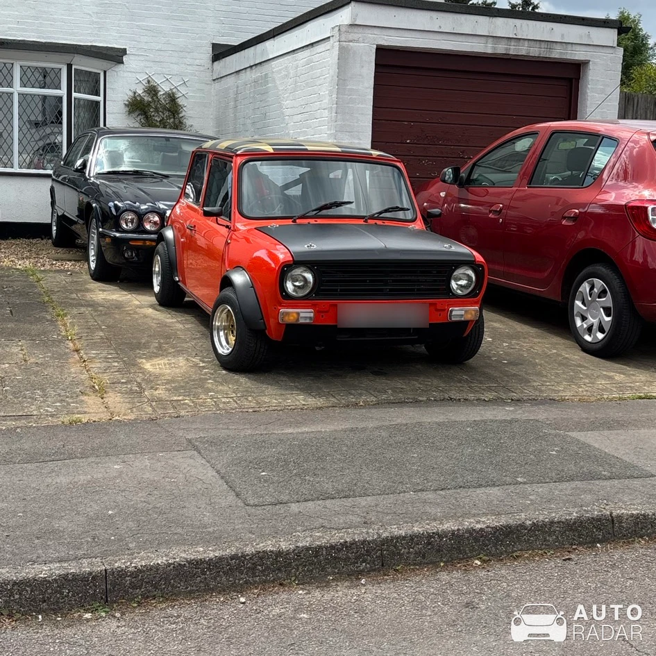 Mini Clubman 1980 spotted in Woodley