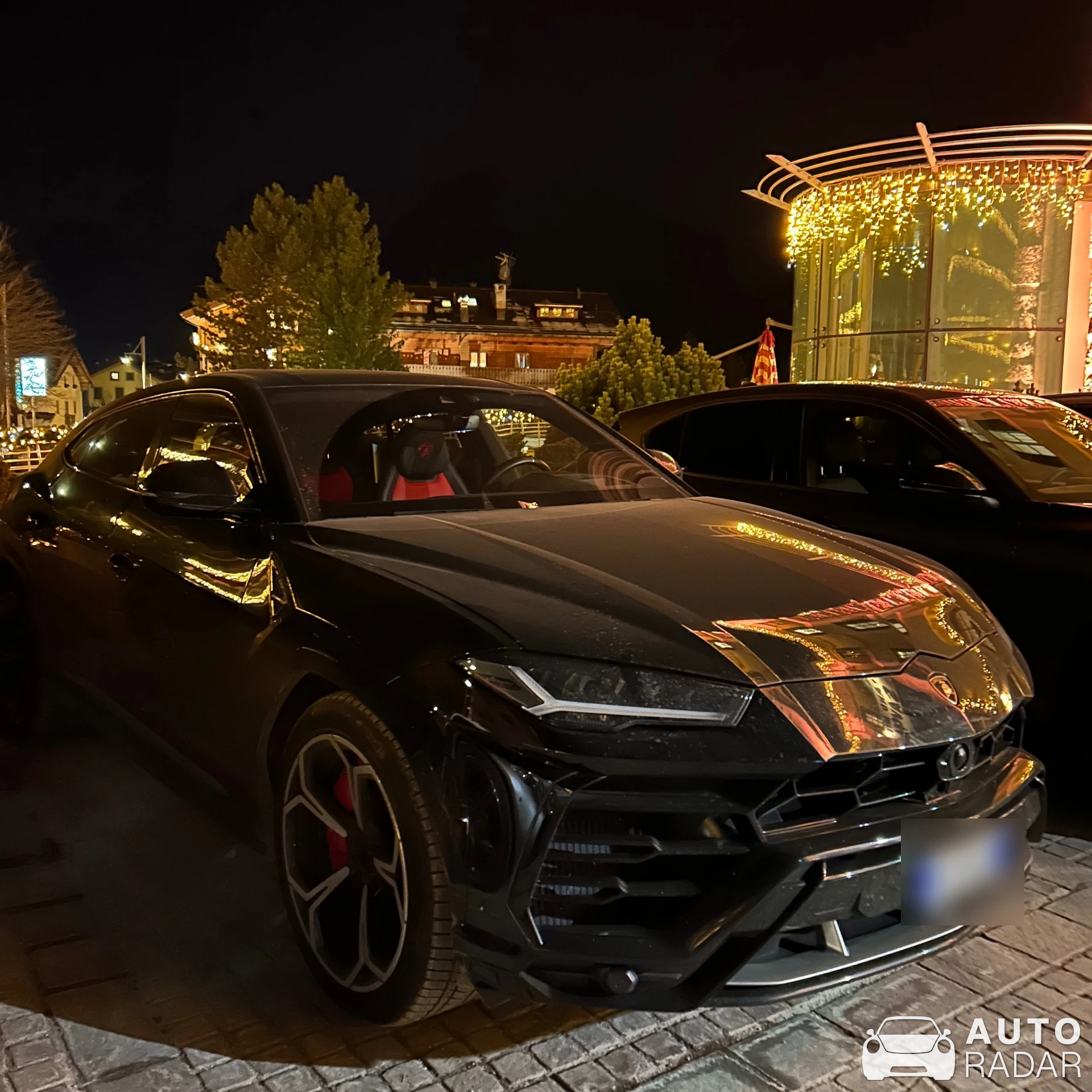 Lamborghini Urus spotted in Cortina d'Ampezzo, Italien