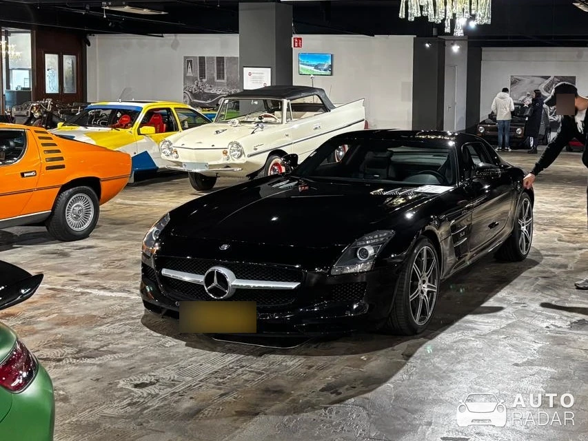 Mercedes-Benz SLS AMG spotted in Druten, Netherlands