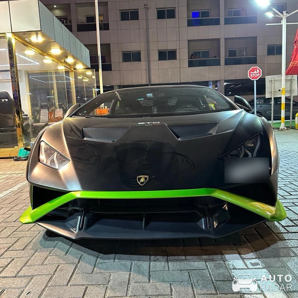 Lamborghini Huracán LP640-2 STO spotted in Muscat