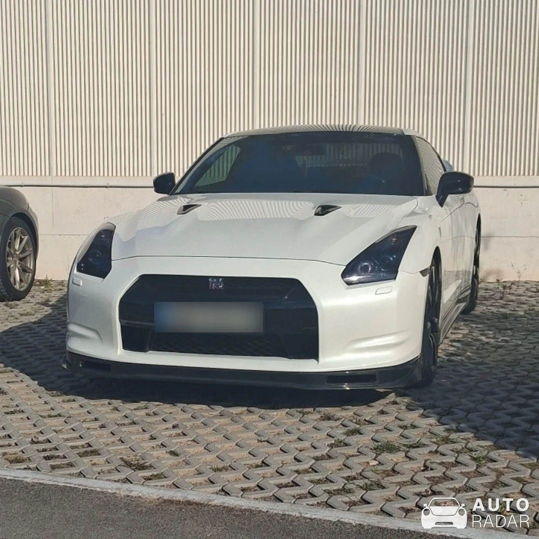 Nissan GT-R R35 spotted in Glyfada, Greece