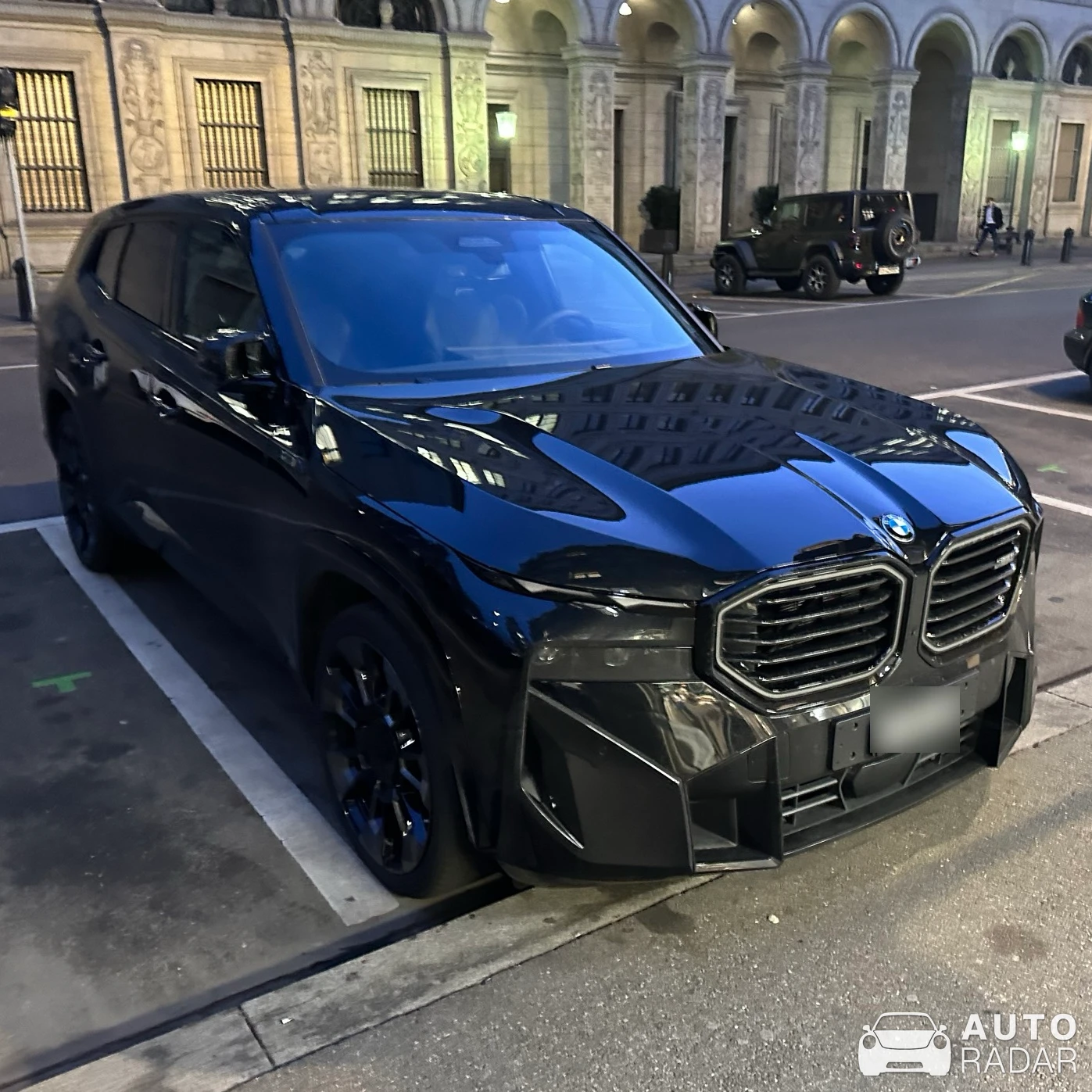 BMW XM G09 spotted in Zürich, Schweiz