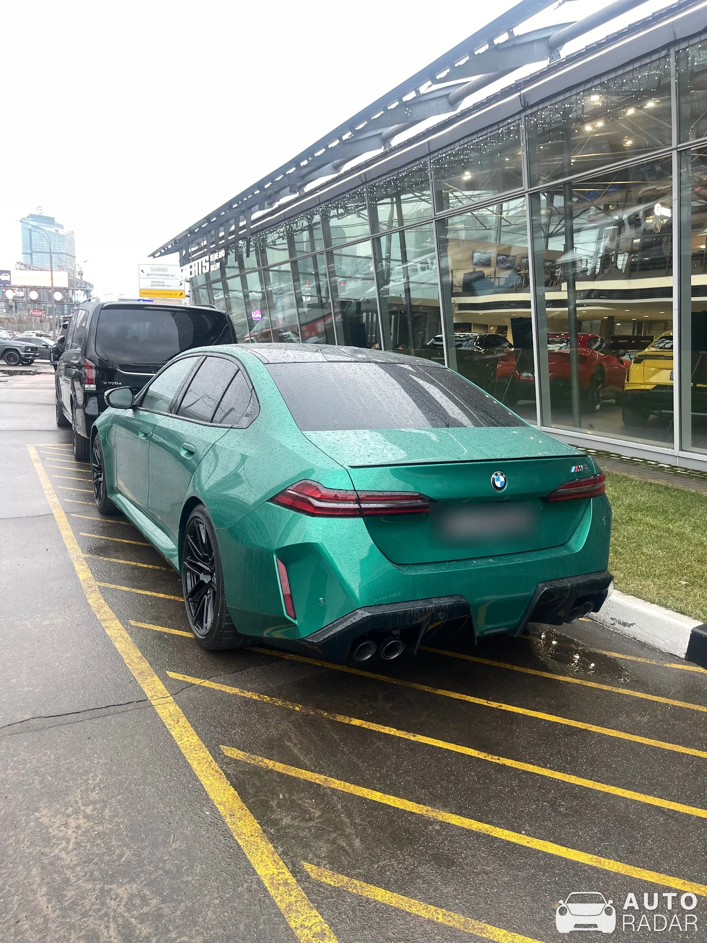 BMW M5 G90 spotted in Москва, Россия