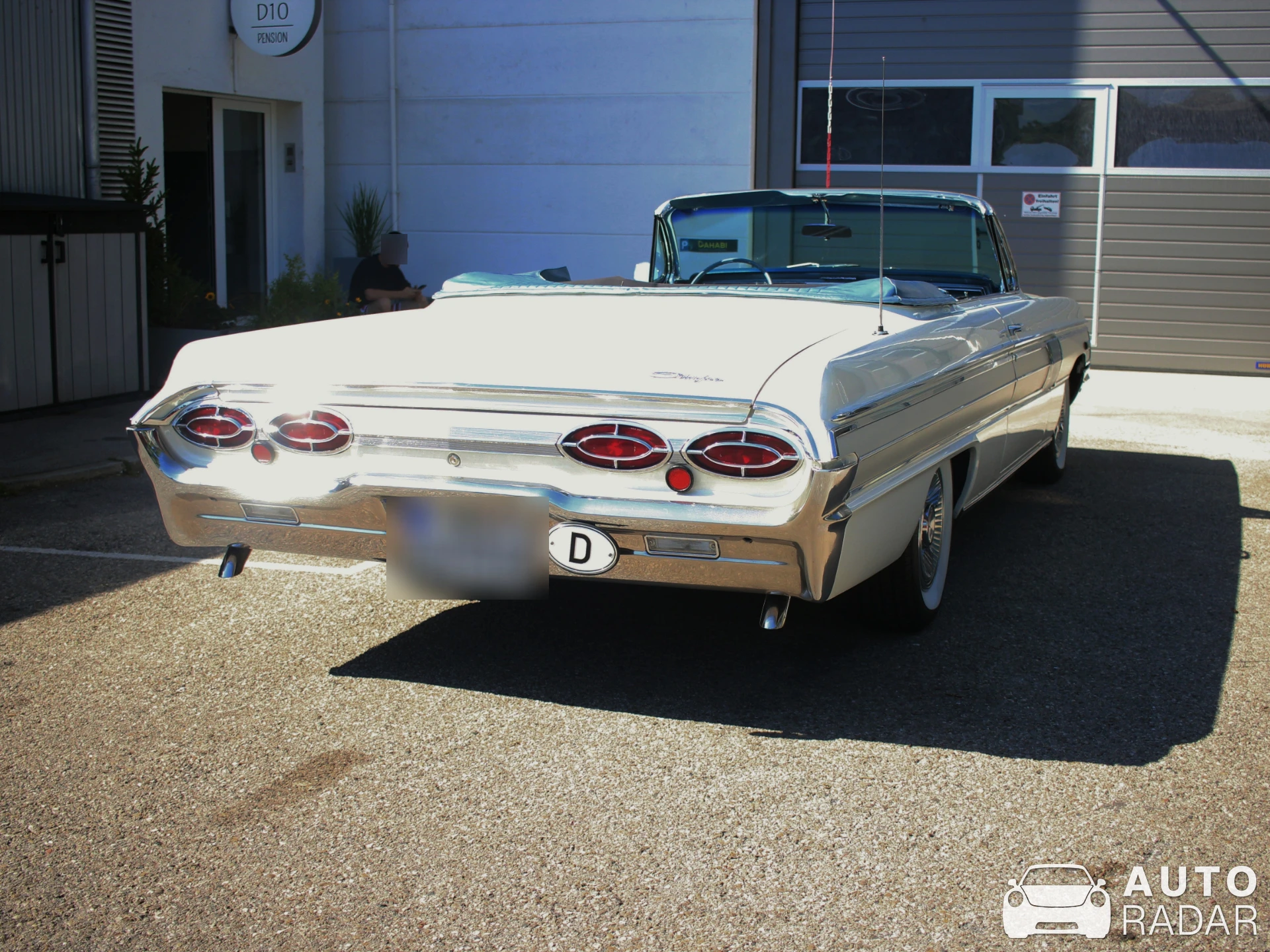 Oldsmobile Starfire spotted in Garching bei München, Deutschland