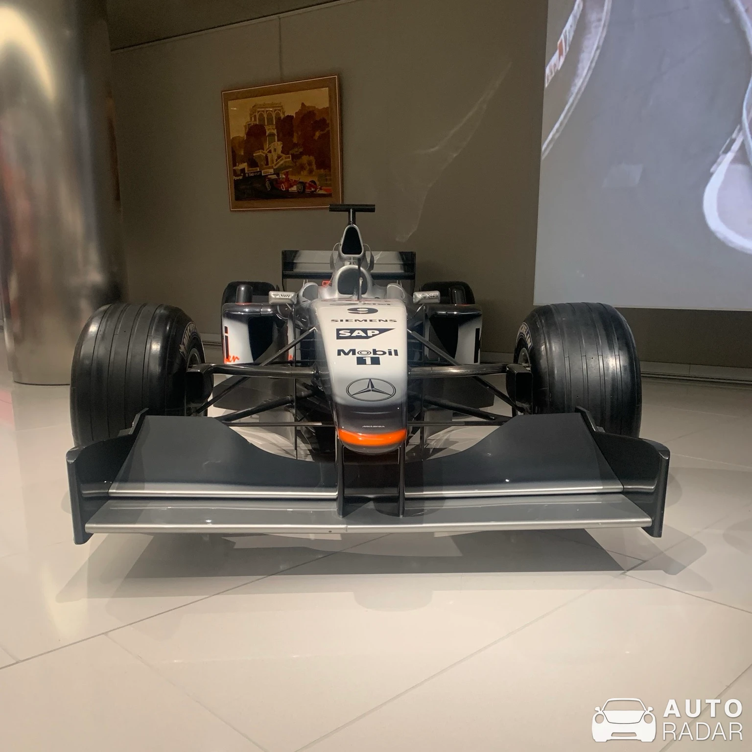 McLaren MP4-17 spotted in Oulu, Suomi