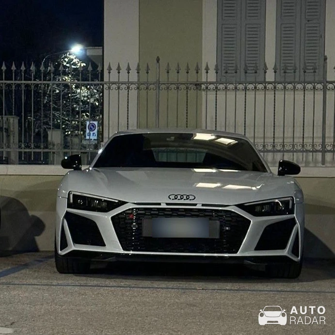 Audi R8 V10 spotted in Senigallia, Italy