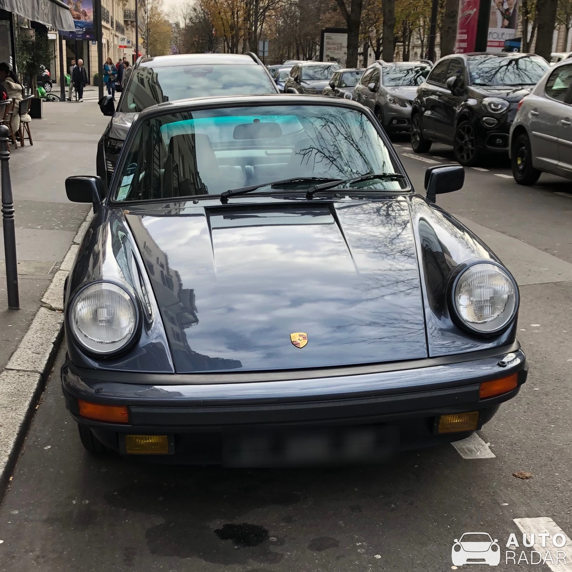Porsche 911 Carrera 3.0 spotted in Paris, France