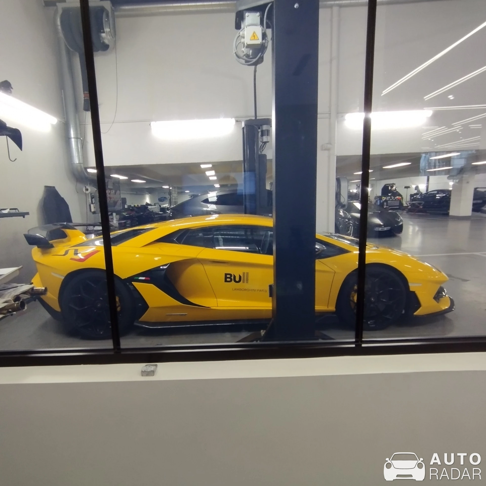 Lamborghini Aventador LP770-4 SVJ spotted in Puteaux, France