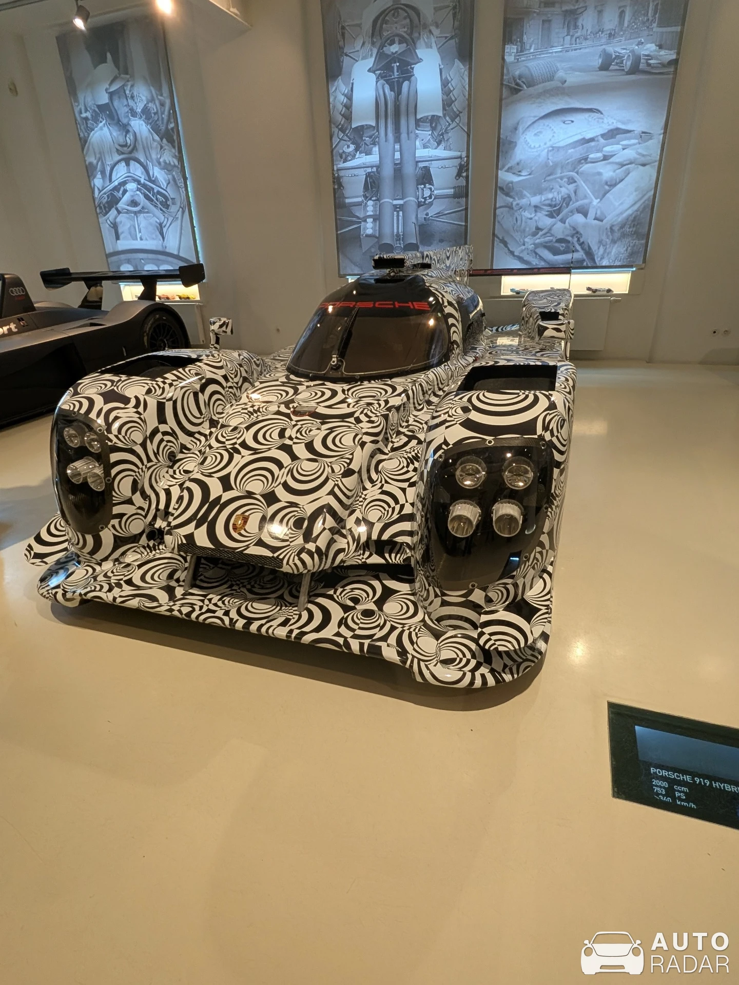 Porsche 919 Hybrid spotted in Hamburg