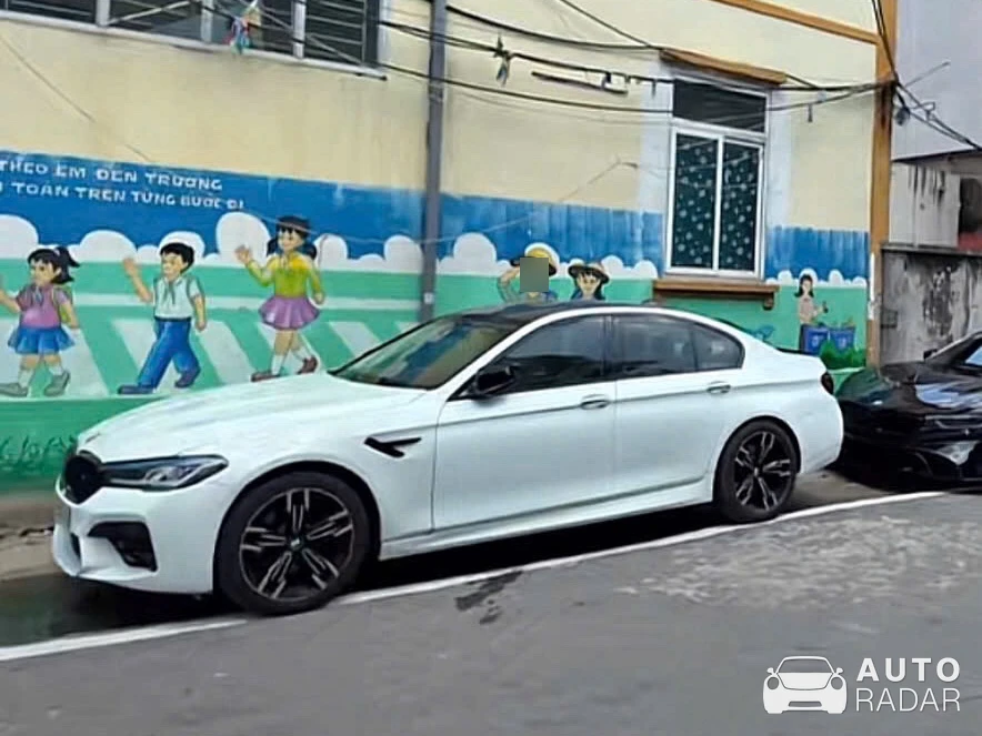 BMW M5 F90 spotted in Bình Xuyên, Việt Nam