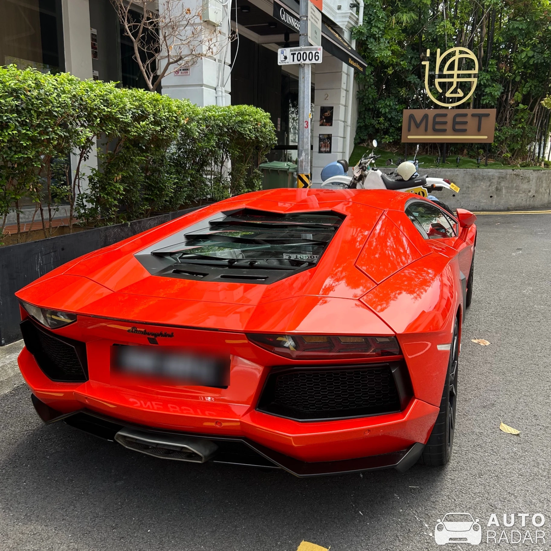 Lamborghini Aventador LP700-4 spotted in Singapore, Singapur