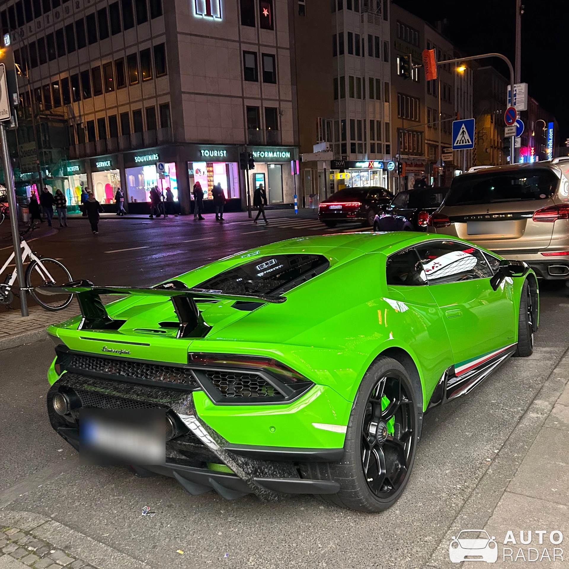 Lamborghini Huracán LP640-4 Performante spotted in Köln, Deutschland