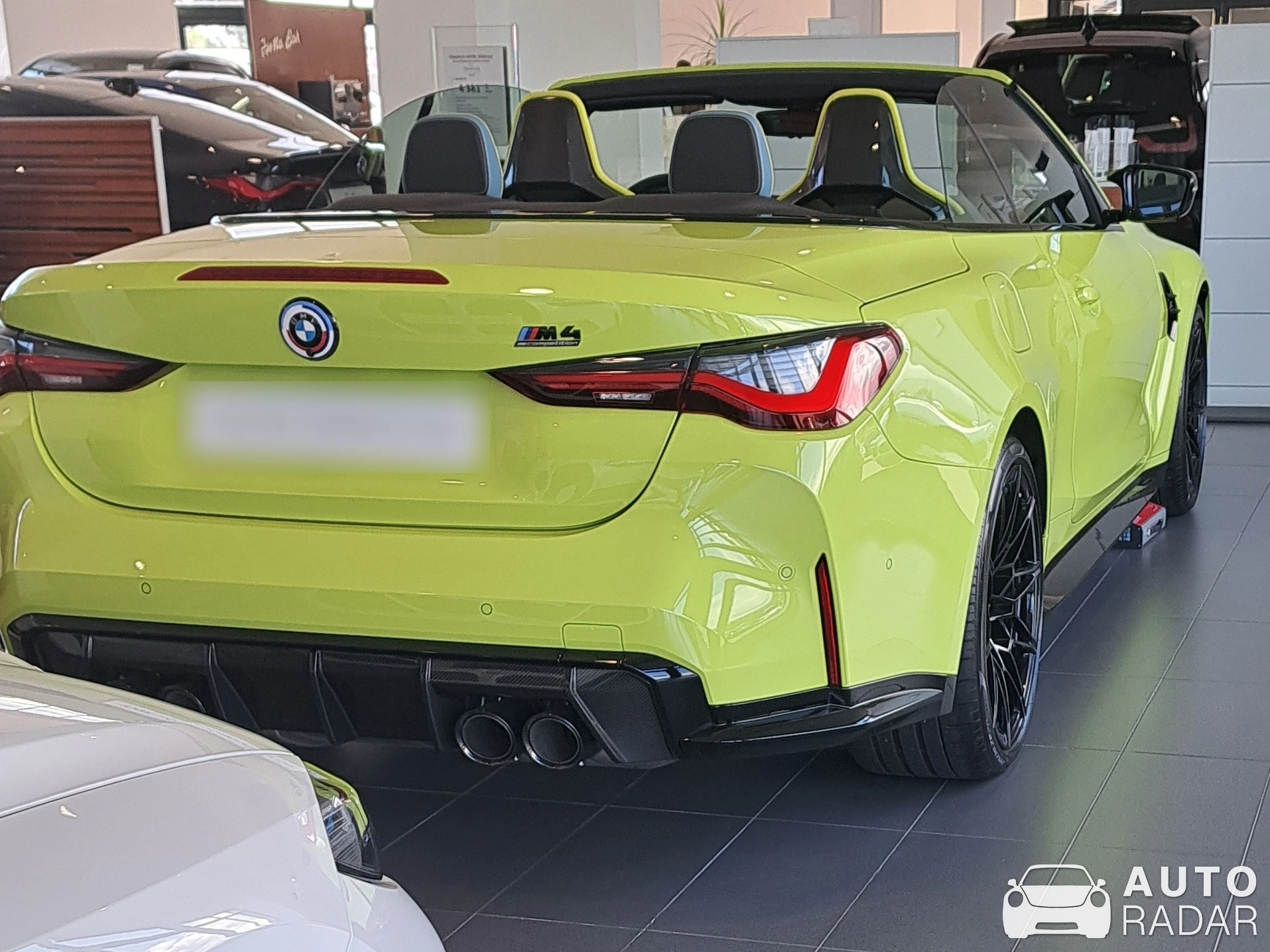 BMW M4 G83 Convertible Competition spotted in Saint-Pierre