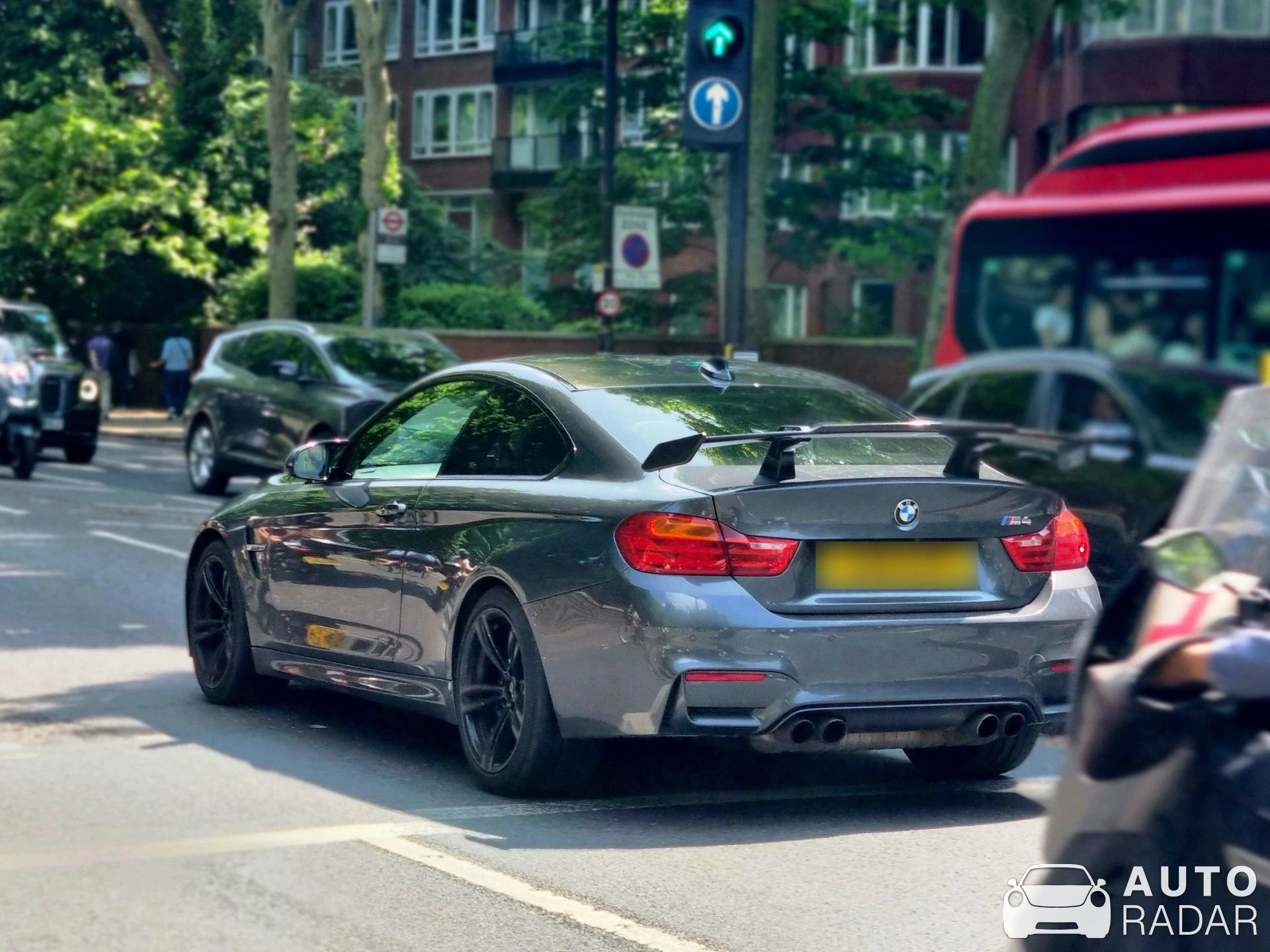 BMW M4 F82 Coupé Edition Performance spotted