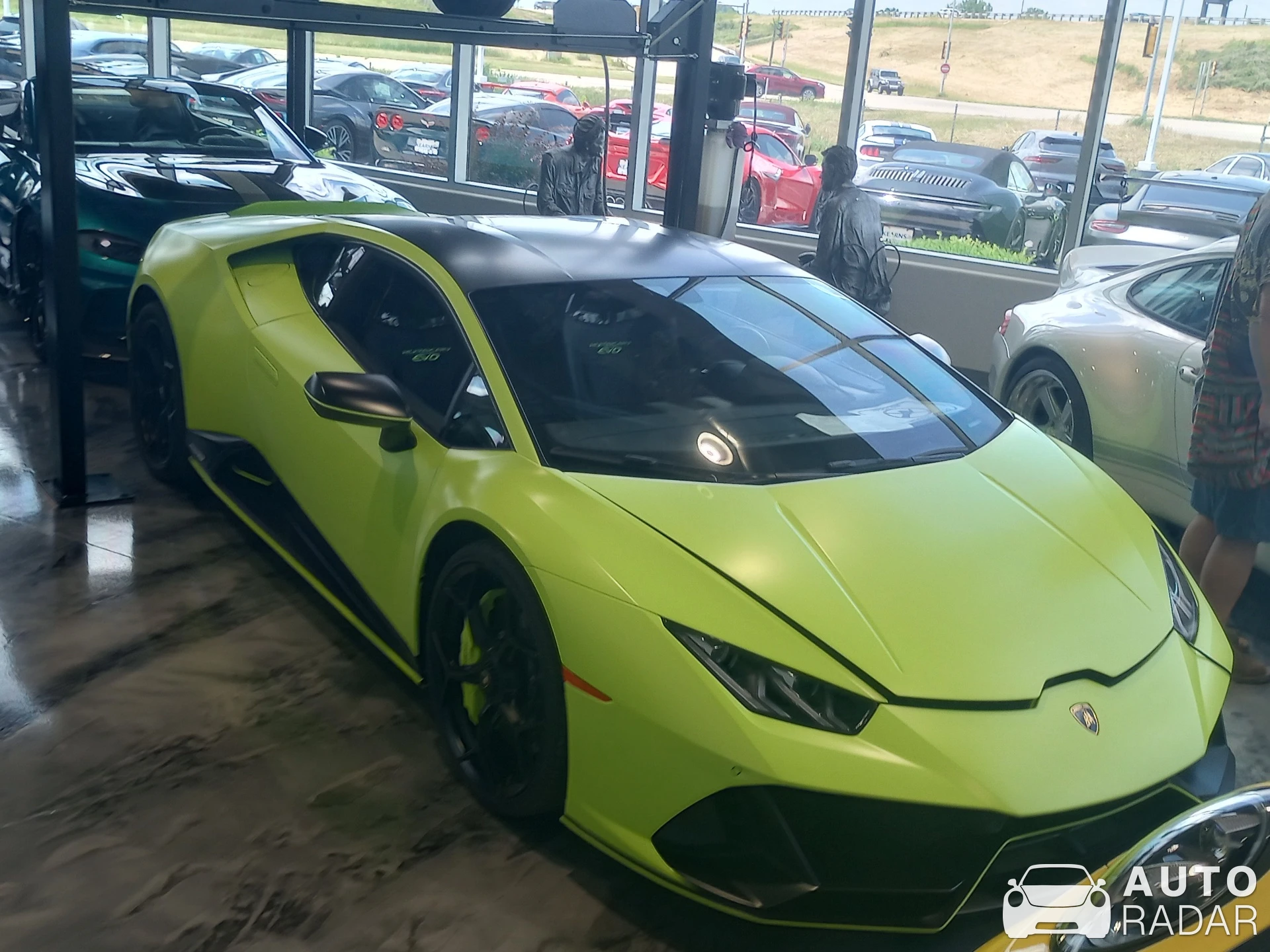Lamborghini Huracán LP640-4 EVO Fluo Capsule spotted in Johnson Creek