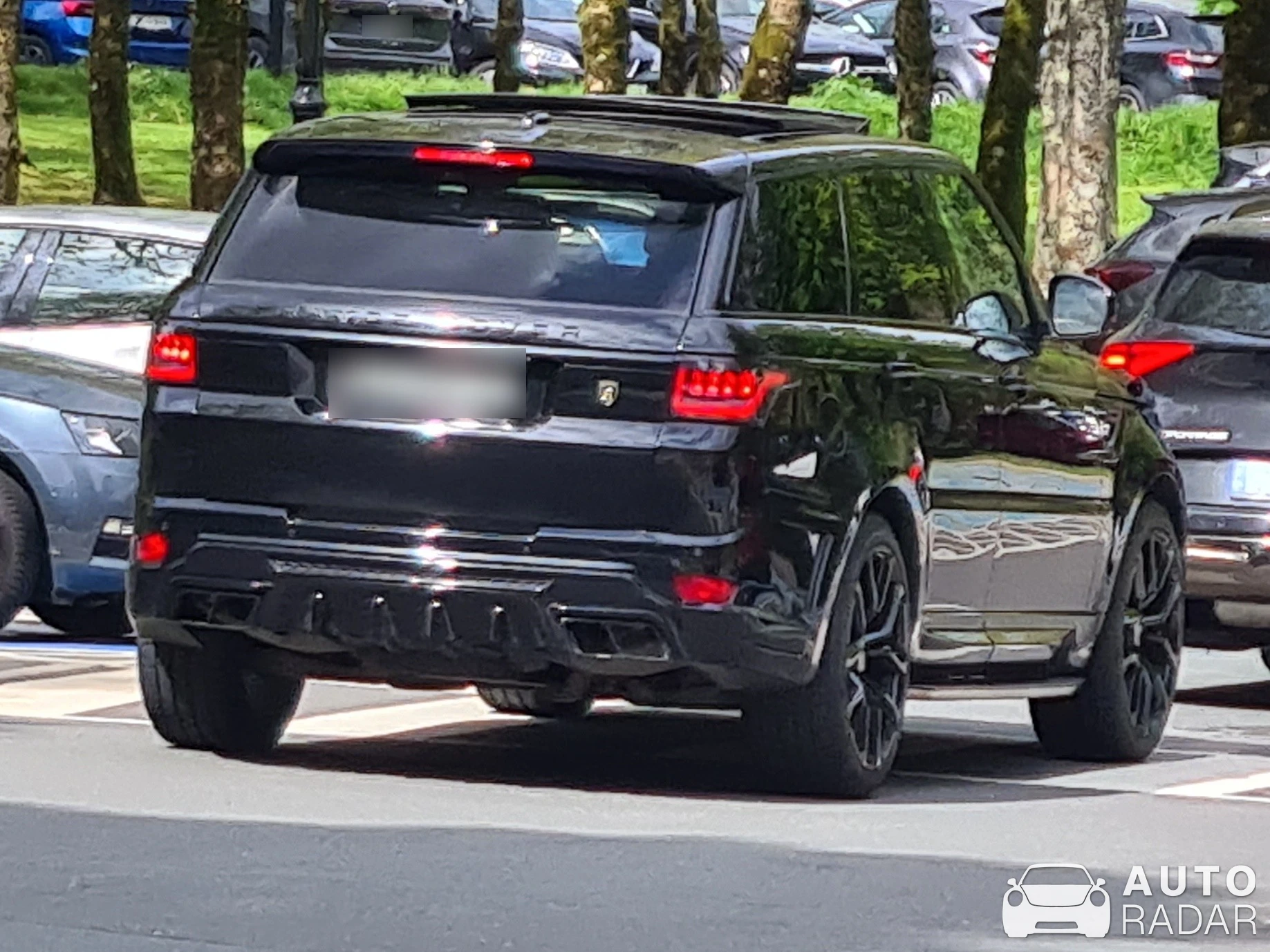 Land Rover Range Rover Sport SVR Barugzai spotted in Muckross