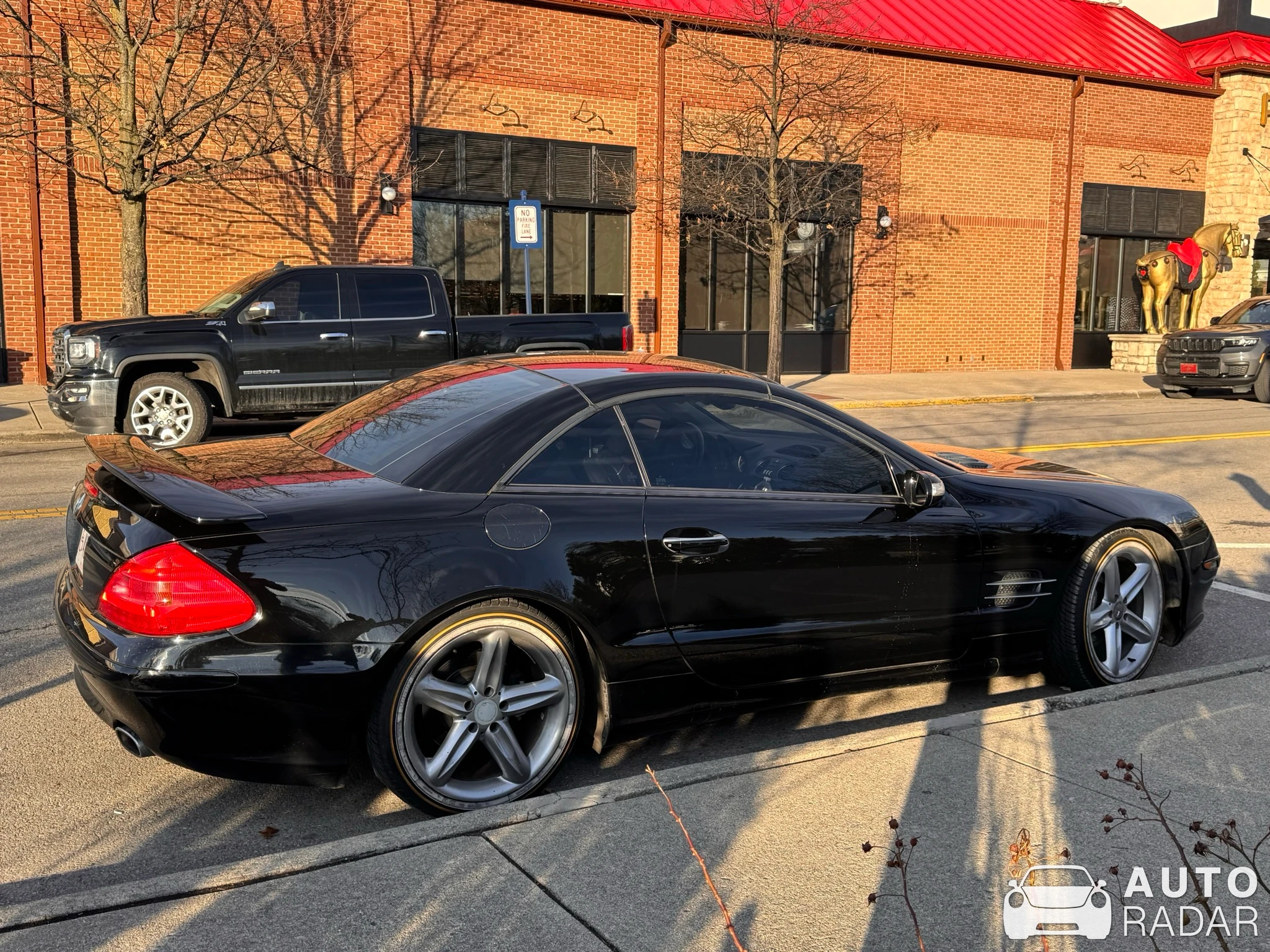 Mercedes-Benz SL 500 R230 spotted in Columbus, United States