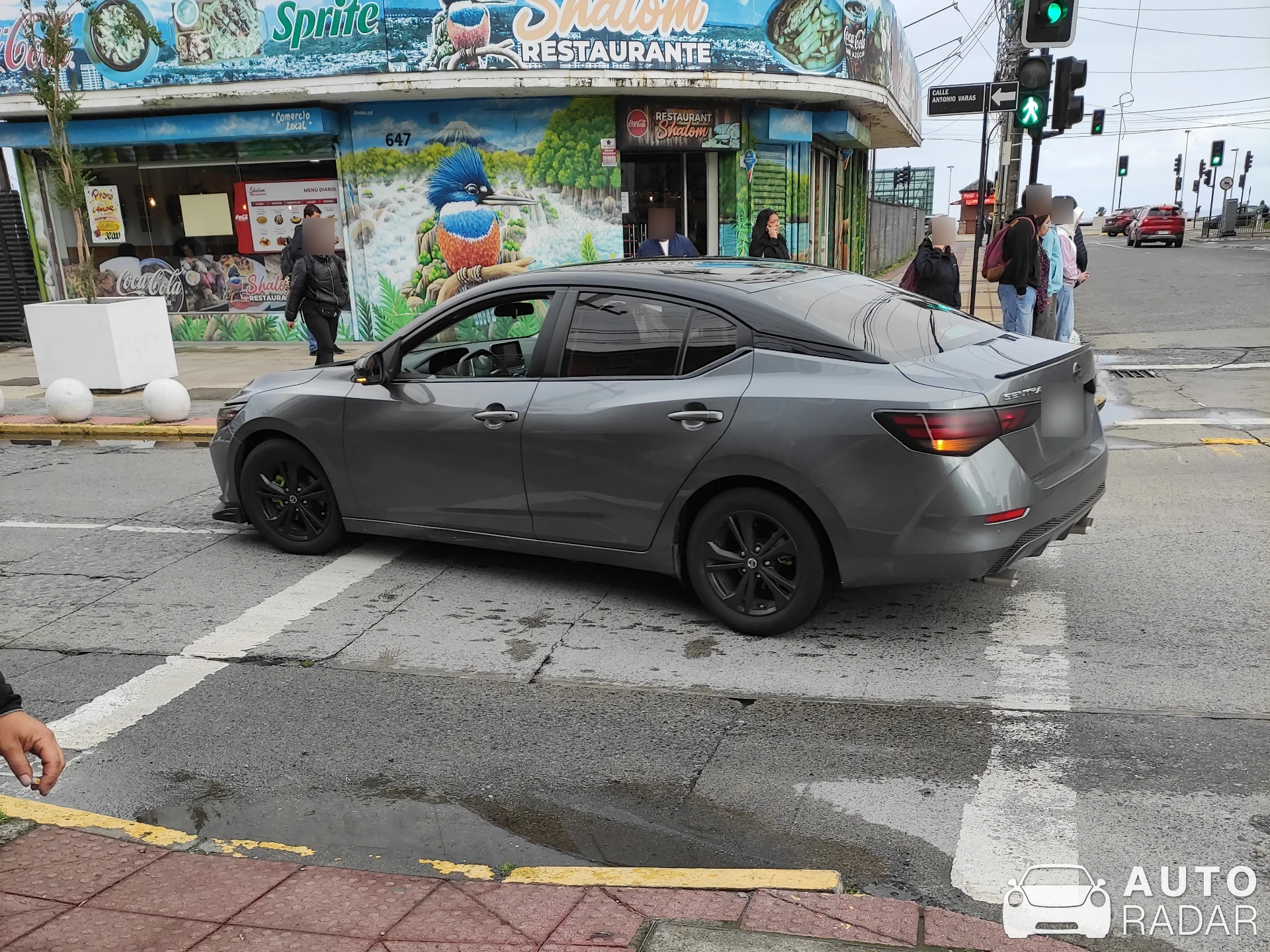 Nissan Sentra Midnight Edition spotted in Puerto Montt