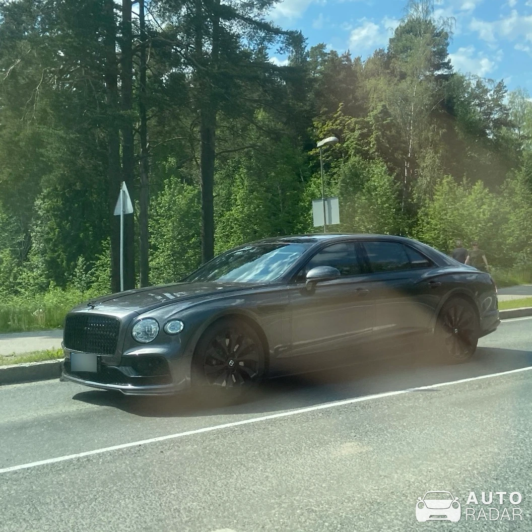 Bentley Flying Spur Speed 2023 spotted in Kuopio