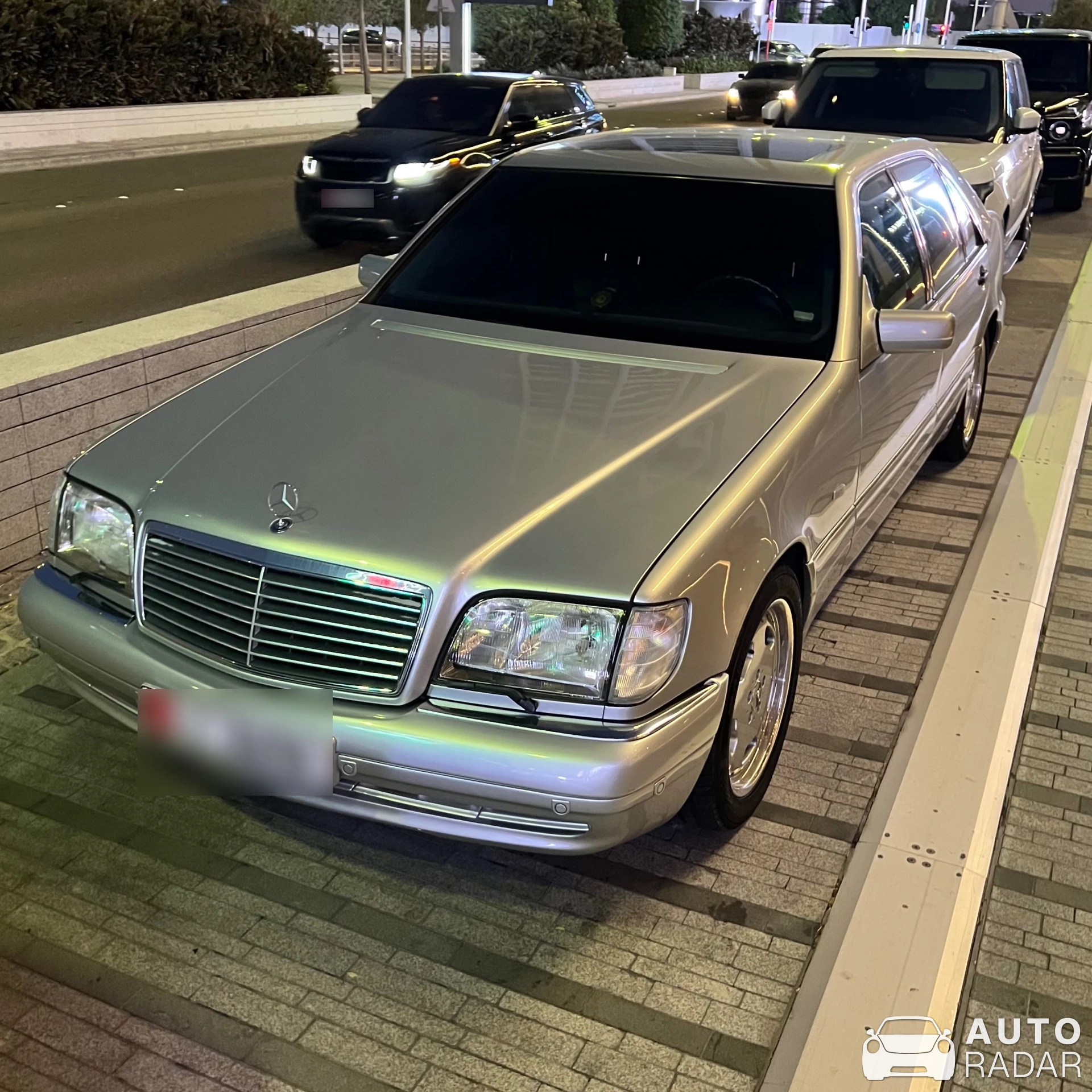 Mercedes-Benz S600 W140 spotted in Abu Dhabi, United Arab Emirates