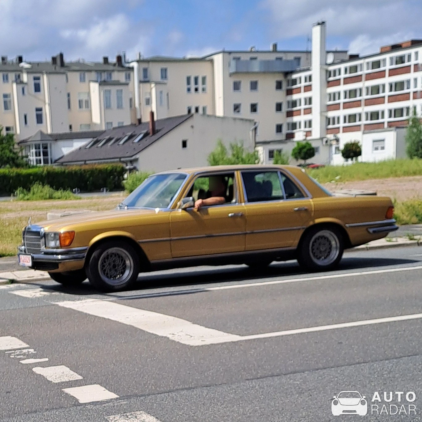 Mercedes-Benz 350 SE W116 spotted in Wilhelmshaven