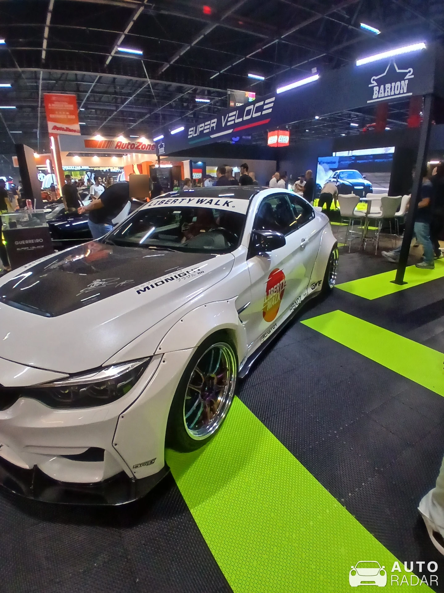 BMW M4 F82 Coupé Liberty Walk Widebody spotted in São Paulo