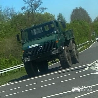 Mercedes-Benz Unimog spotted in Neuenhaus