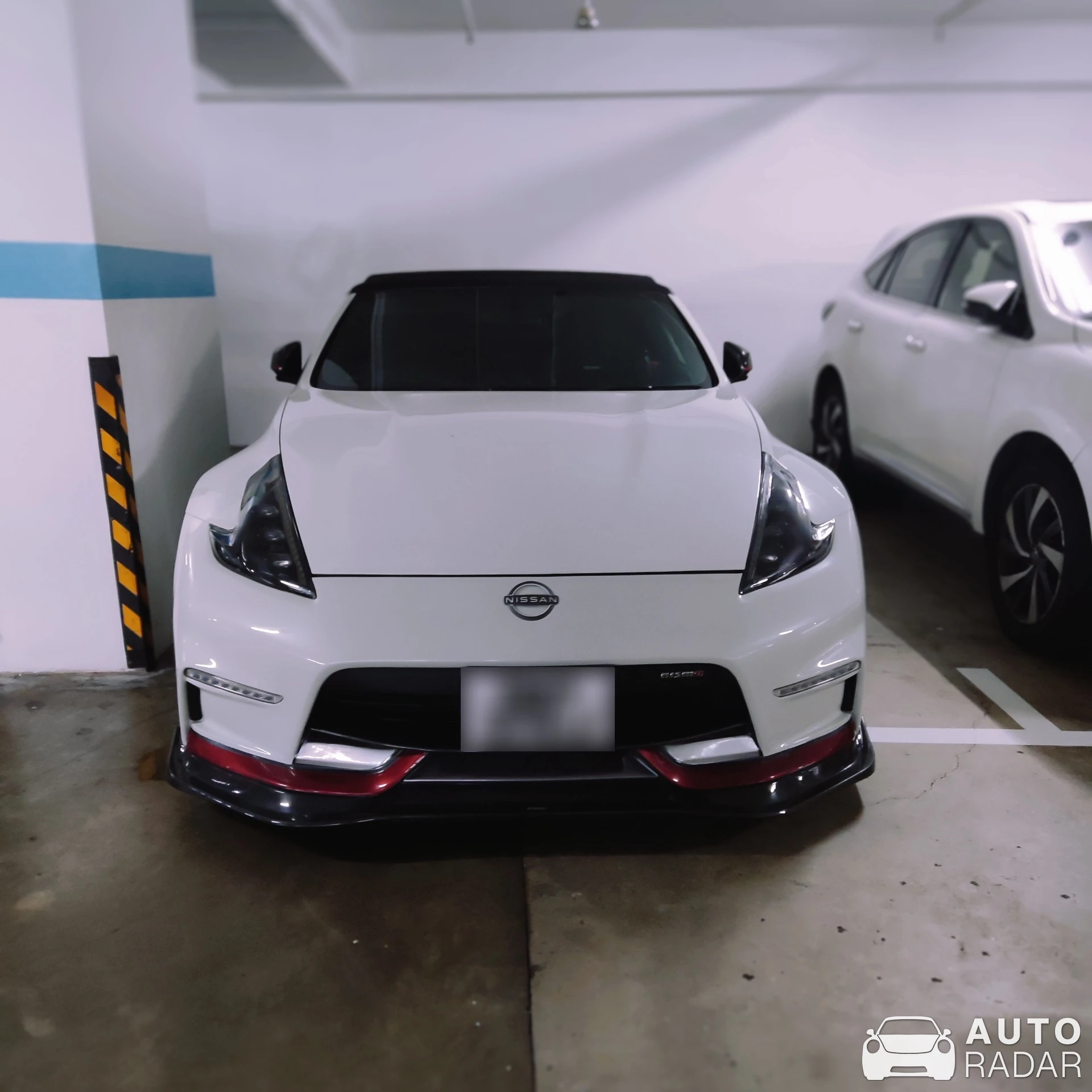 Nissan 370Z 50th Anniversary edition  spotted in Singapore