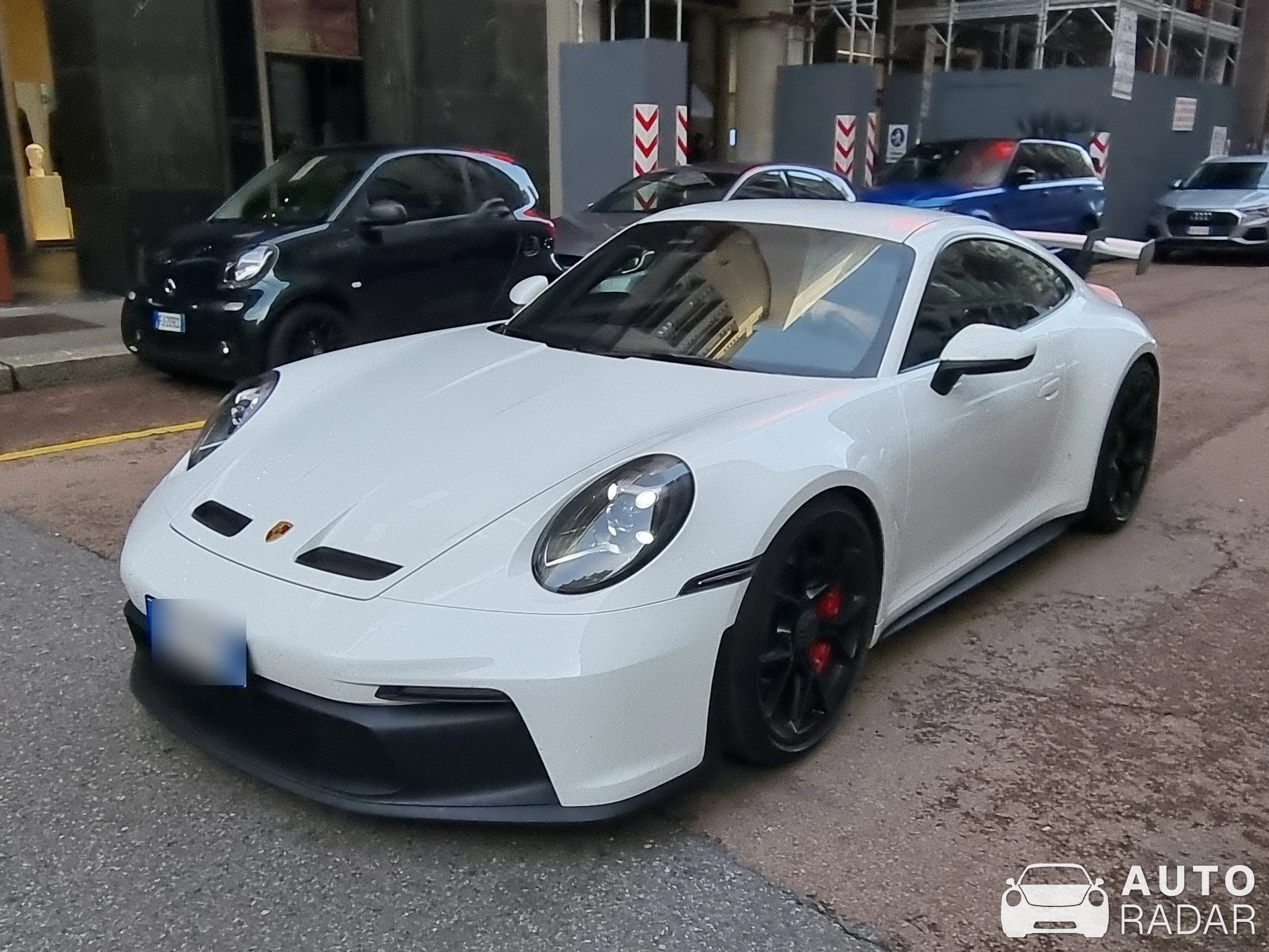 Porsche 992 GT3 MkI spotted in Milano, Italia