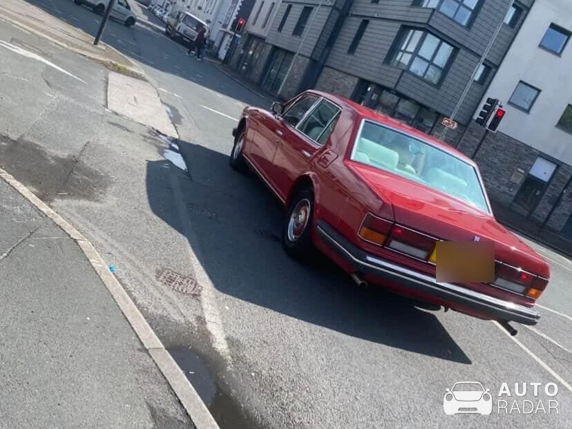 Rolls-Royce Silver Spirit spotted in Millbrook