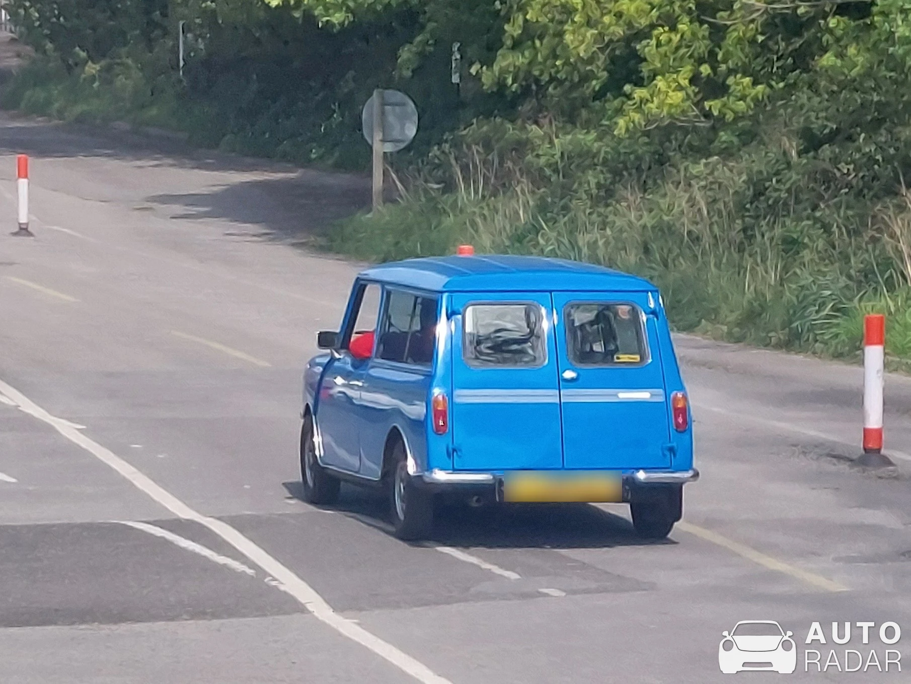 Morris Minor spotted in Derby